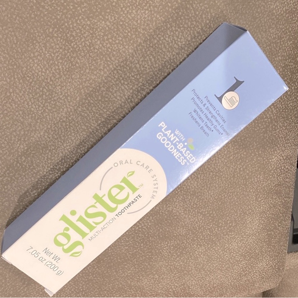 Glister ; Organic Tooth Paste